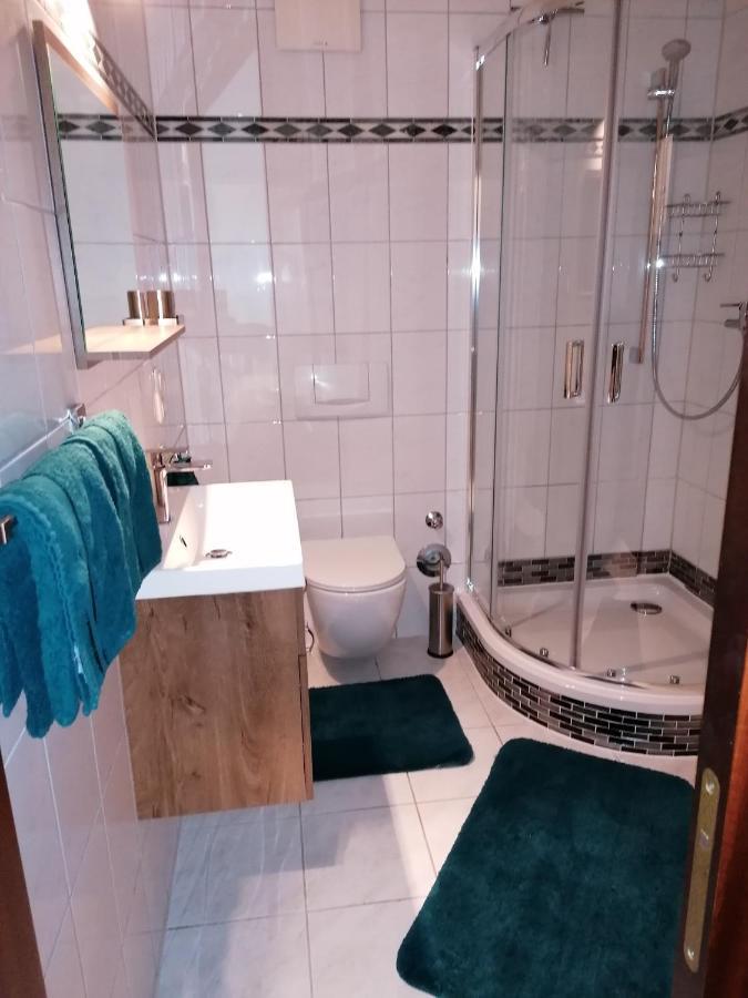 Wohnung Am Stadtrand Von Eisenach Esterno foto