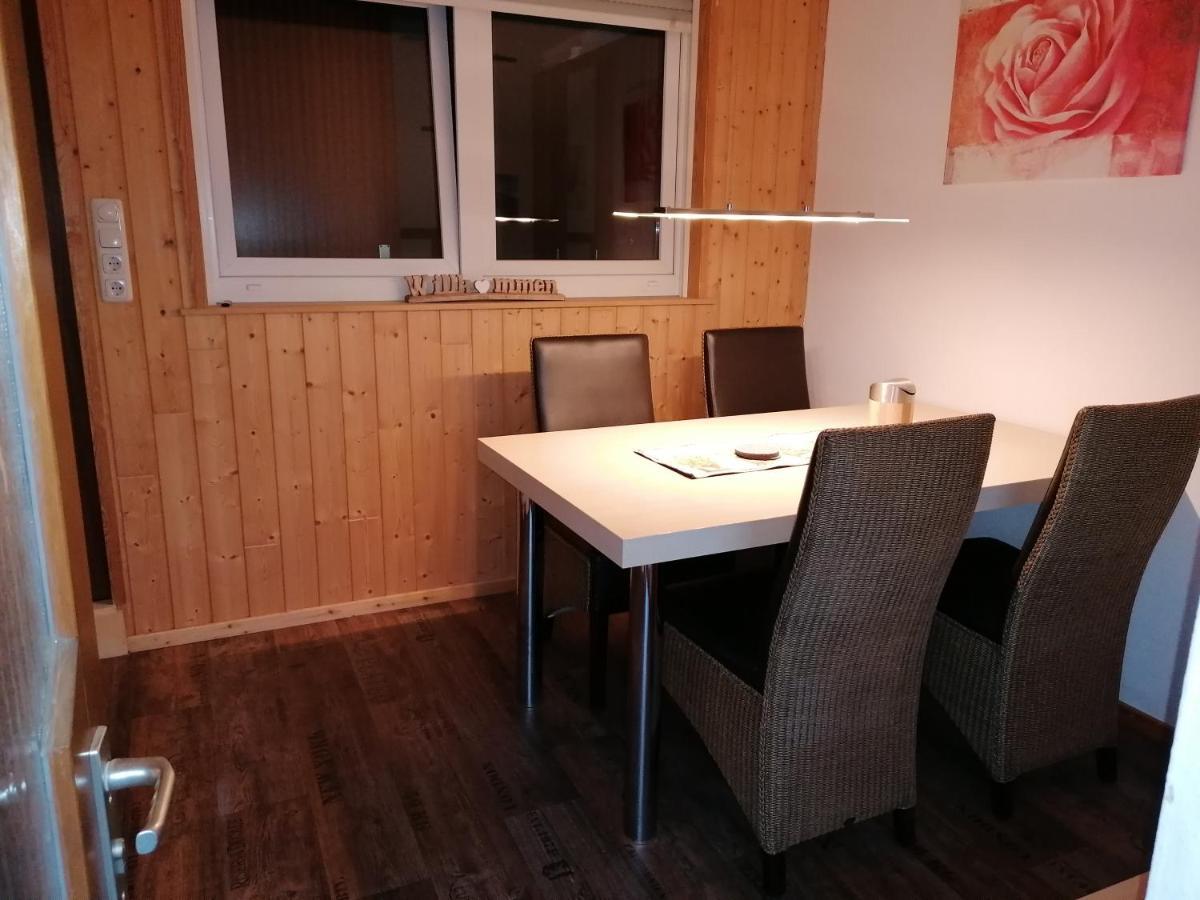 Wohnung Am Stadtrand Von Eisenach Esterno foto